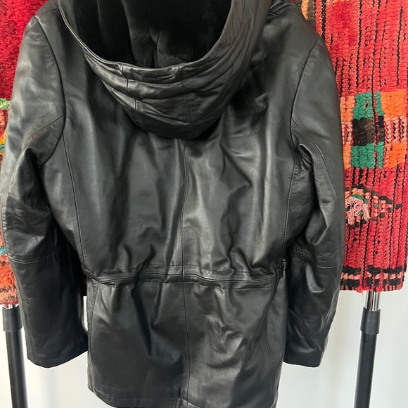 Perfect condition cinched waist black Leather coat 90s 2000s - Picture 4 of 6